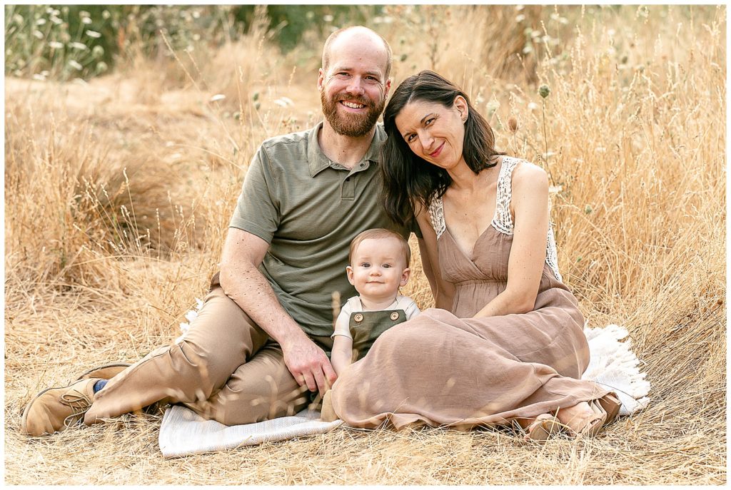Portland family photos family dressed in light neutral tones - end of summer session in tall golden grasses