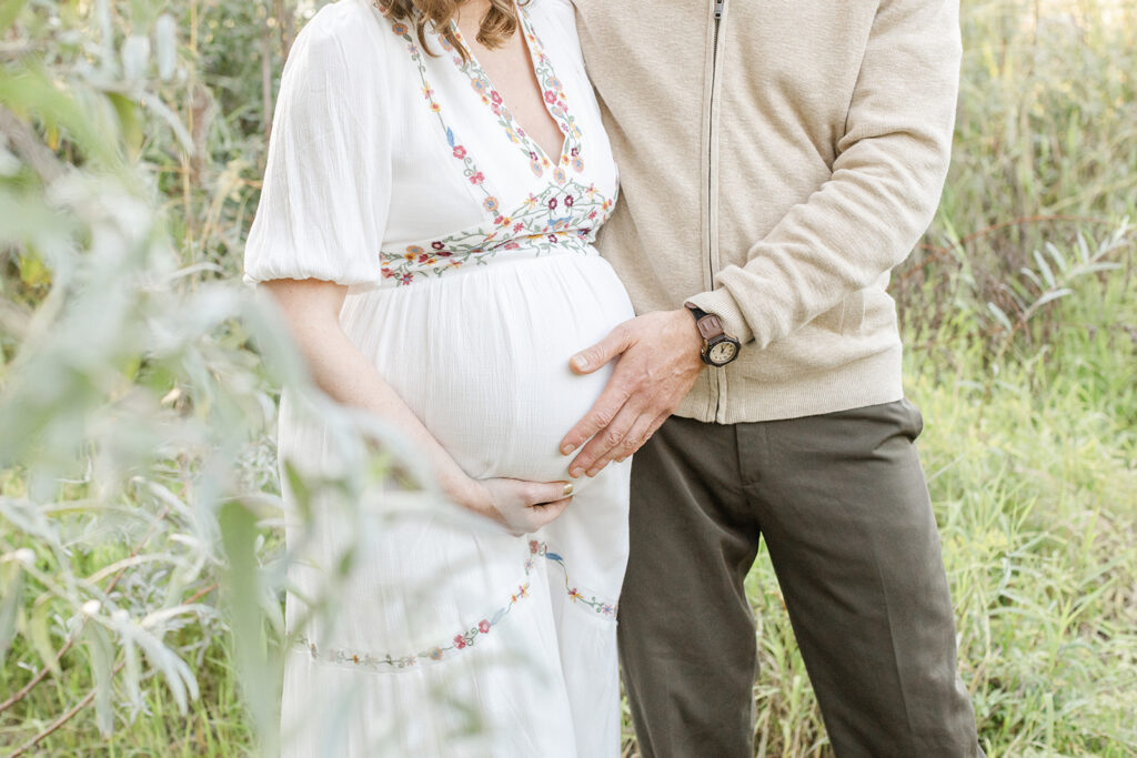 Outdoor maternity sessions