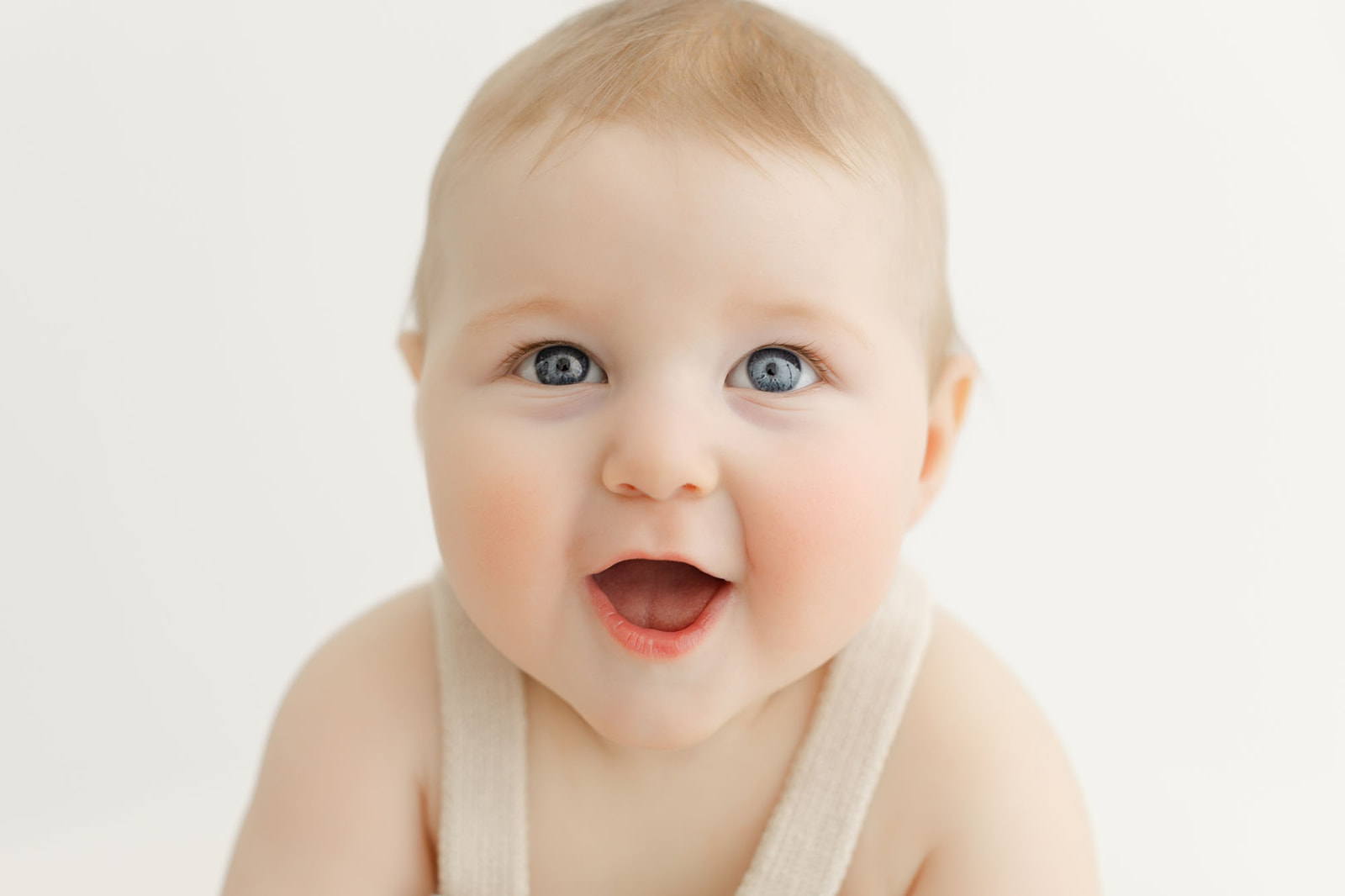 newborn photo session