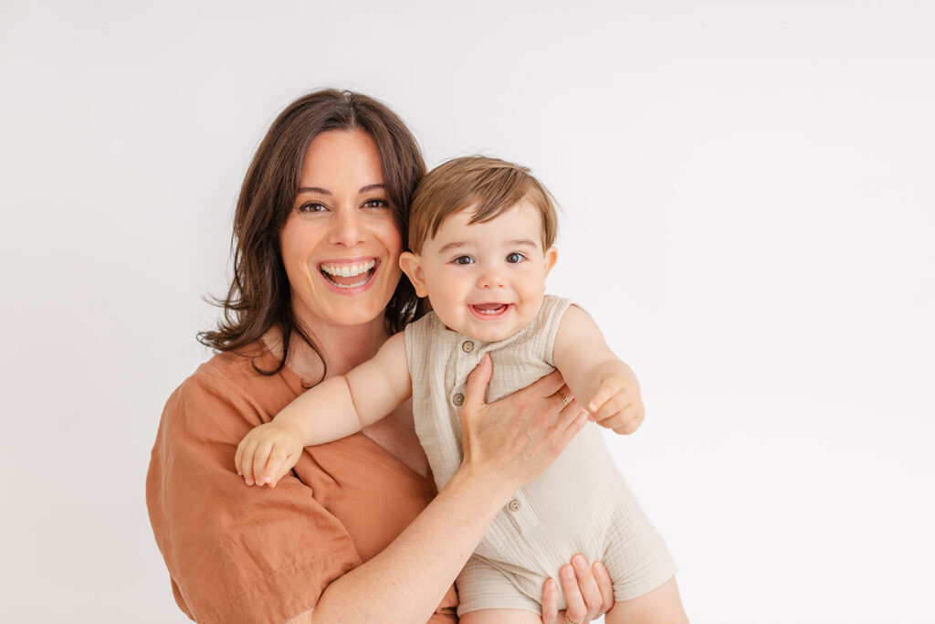 Newborn and family photography session by professional Portland OR photographer
